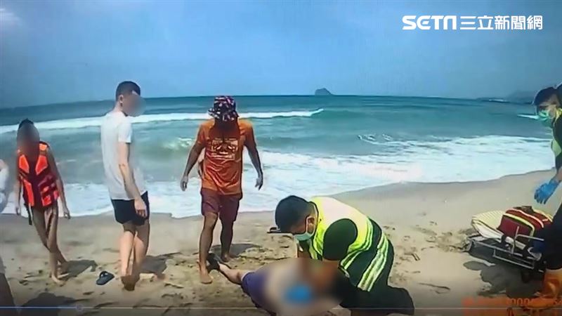 跪地CPR仍「救不回溺水男」！張震嶽限動29字發聲了　嘆一句惹淚