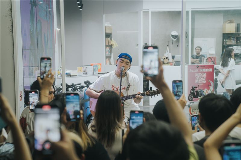 男星騎北宜公路嚇到了！吐「驚魂過程」崩潰：生命誠可貴