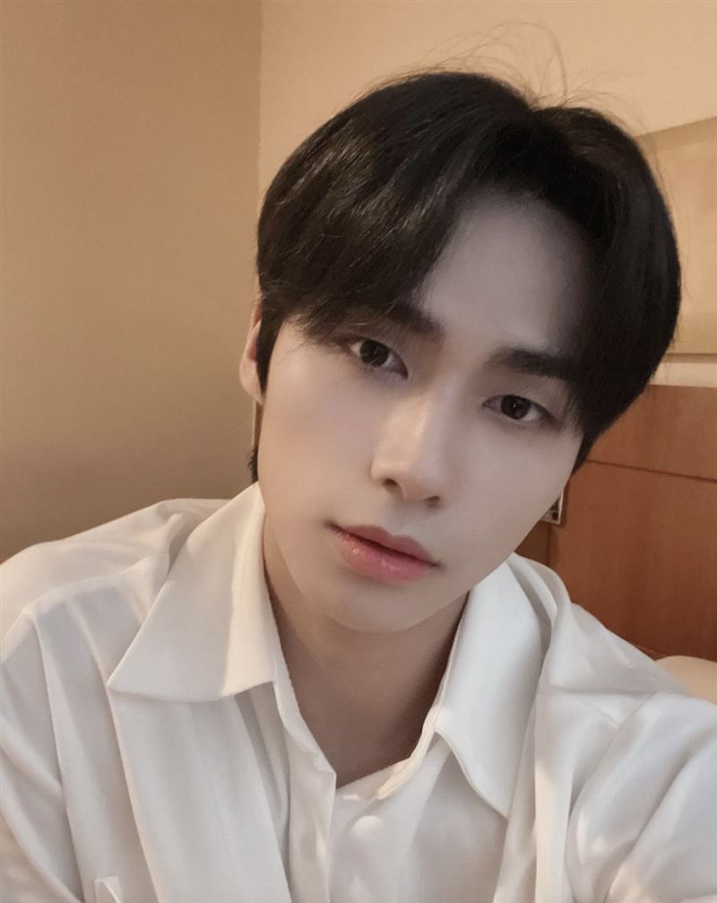 男團成員「全家都信攝理教」被罵爆！沉默5個月宣布退團