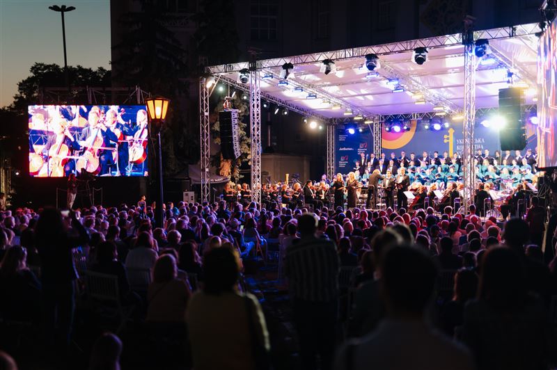 烏克蘭國家交響樂團9/11抵台巡演：我們還活著我們一定會成功戰勝