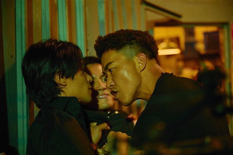 郭泓志范逸臣爆激烈衝突！掐住脖子往牆壁摔　 揭超火爆現場