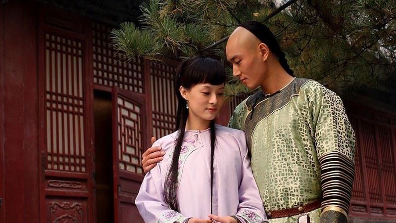 皇上臨終前問六阿哥到底是誰的兒子？甄嬛的答案讓他大笑