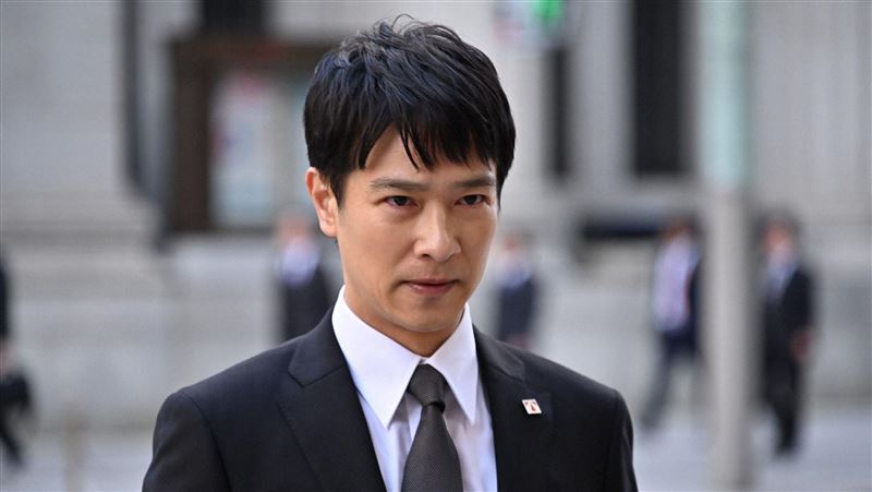 星夫妻年收破2億！腳踏車代步「百元商店常客」網讚爆：超完美身教