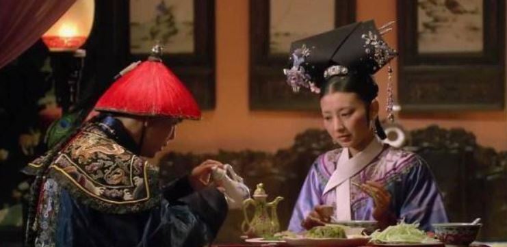 甄嬛叮囑溫實初多加「照顧」！沒想到沈眉莊卻因此有了孩子