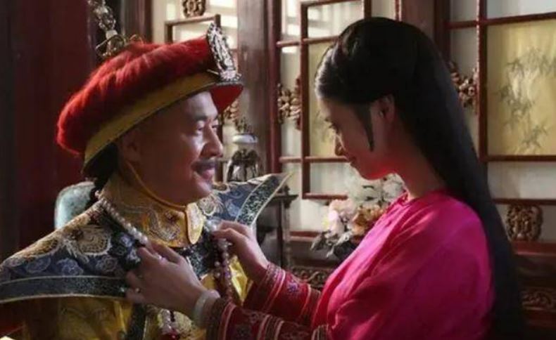華妃侍寢「1個小動作」就讓皇上連寵五年　蘇培盛：皇上偷偷暗爽