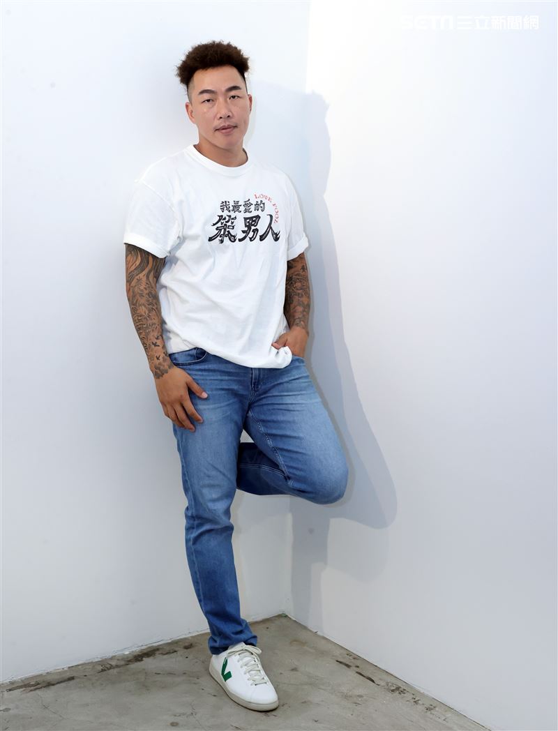 獨家／郭泓志驚爆露鳥！曝家庭地位「20年沒主控權」洗衣、做飯全包