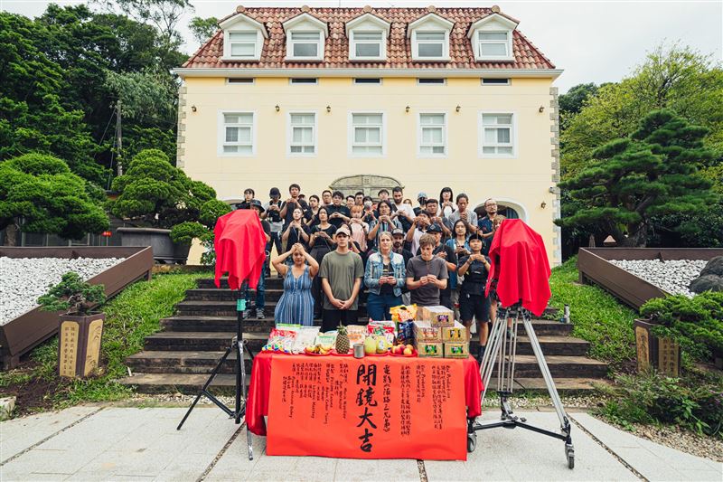 鳳小岳天菜兄弟曝光！混血男神繼承遺產寶島尋親　樂喊：非我莫屬