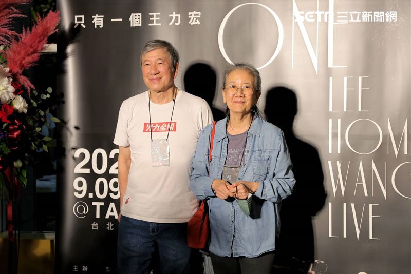 王力宏演唱會爸媽來了！吐2句話透露滿滿愛意　一路相陪挺過感情風暴