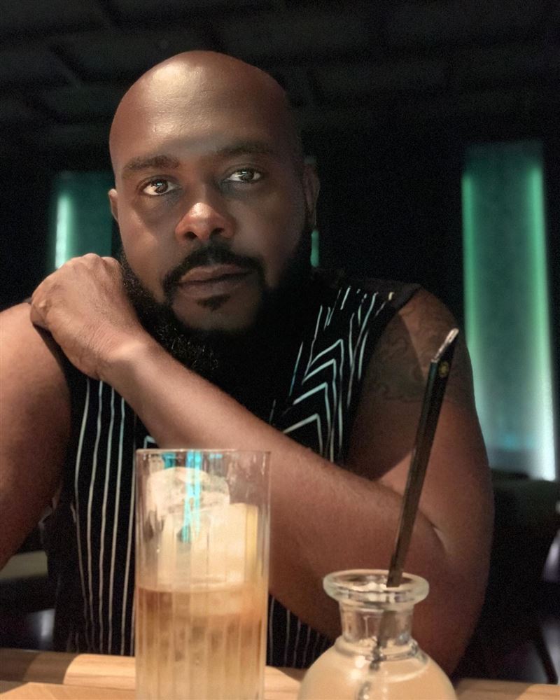 男星取貨忘了帶證件竟大鬧超商　喊「應該知道我吧」尷尬場面曝光