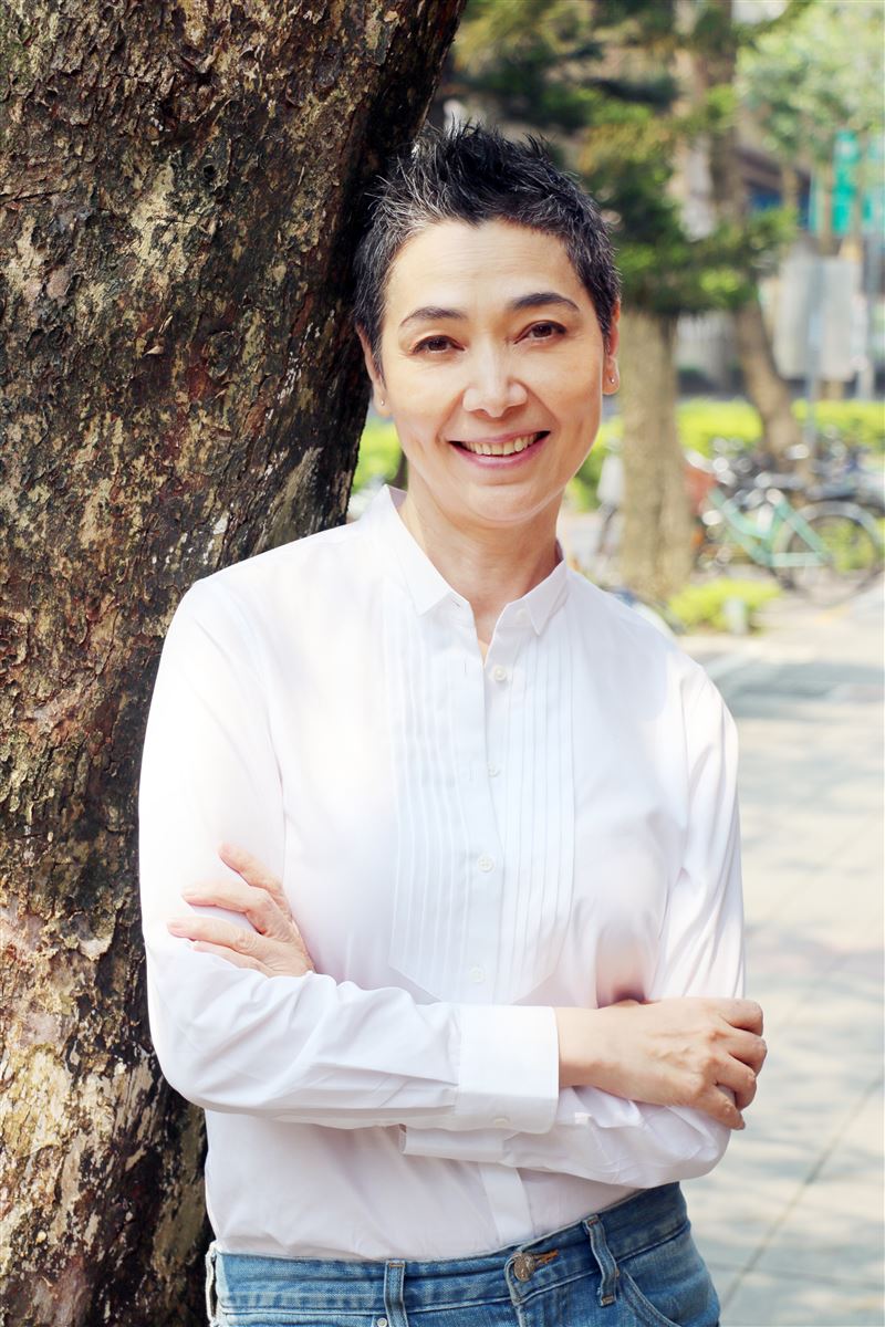 公開當郭台銘副手！賴佩霞認了家庭太孤獨　遭爆「當媽強勢」內幕曝光