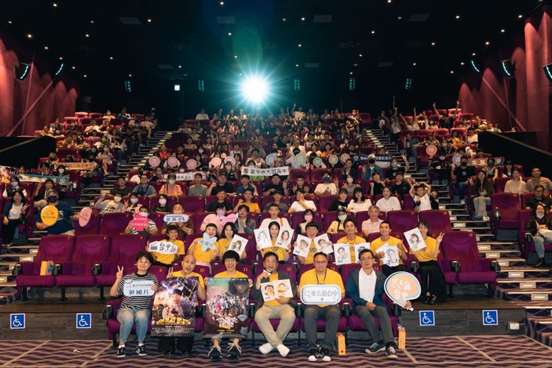 《他馬克老闆》裝置展開幕！盧廣仲重溫社畜生活　揭秘彩蛋365個