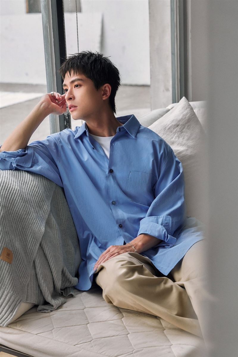 男星無預警宣布當爸爸！開心晉升「手天使」緣份竟從墓園一線牽