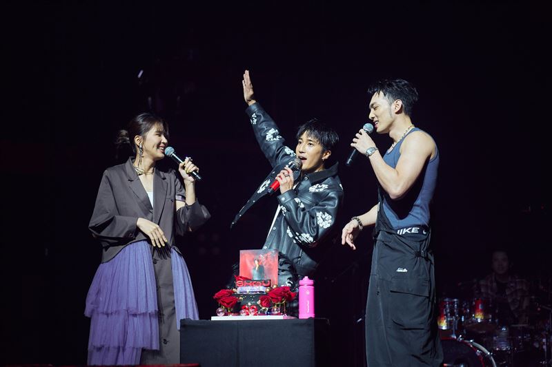 《營業中》女神來了!偉晉揪婁峻碩約人妻曾沛慈「比奶大」驚人畫面曝光