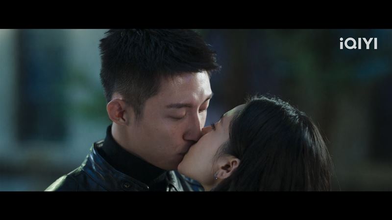 甜蜜公開小6歲新歡！大咖中國男星不藏了「5年前從火場救出她」