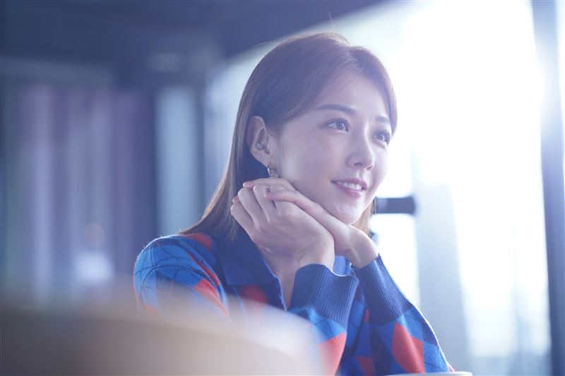 邵雨薇不藏了！罕見認真告白「希望每天在身邊」甜爆