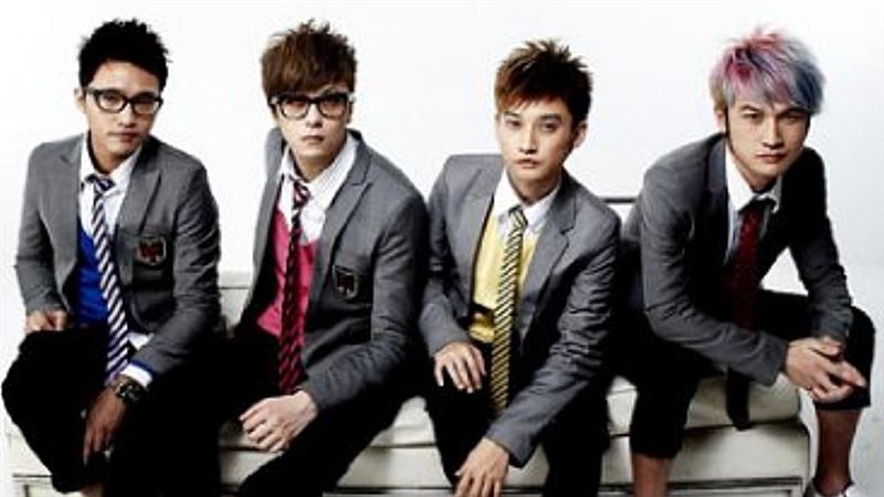 賀KID結婚！廖人帥曬喜餅祝福掀Circus回憶：很感謝過去我們所有的冒險