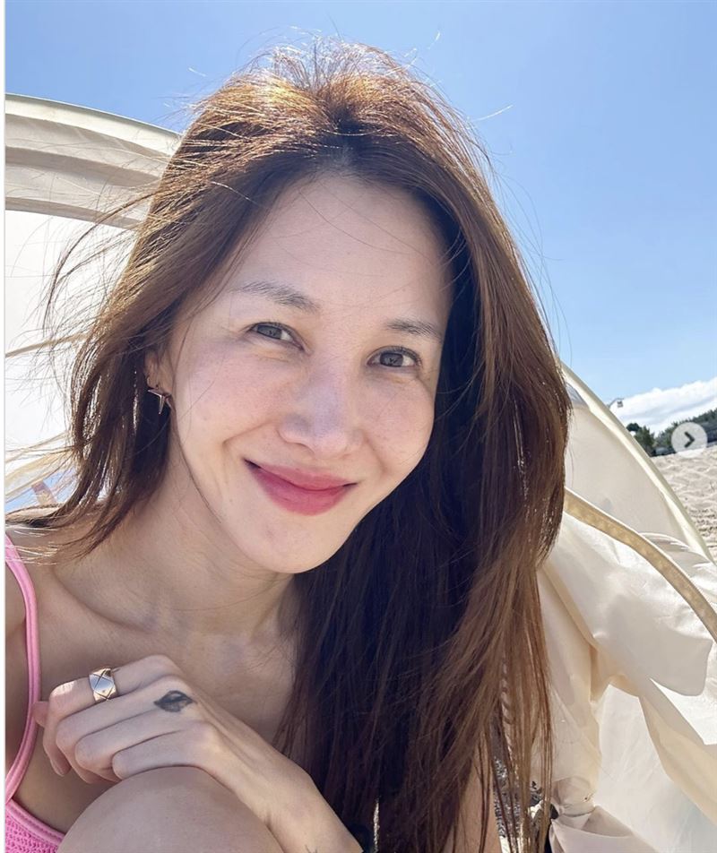 49歲大咖男星被控性侵消失5年！辣妻「被害到流產」曝驚人近況