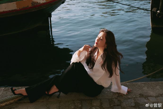 陸「最美校花」47歲真實狀態曝光！網看呆：今晚睡不著了