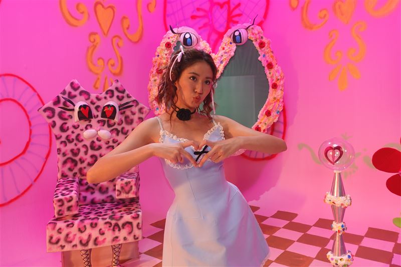 9m88破天荒挑戰！爵士女伶變身台語歌姬　MV分飾三角戲魂大爆發