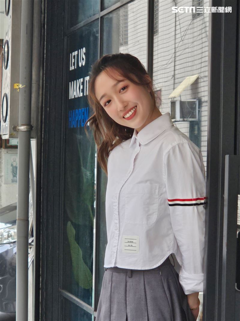 「最美星二代」無預警分享喜訊！檢場打麻將5字敷衍　意外點名憲哥愛女