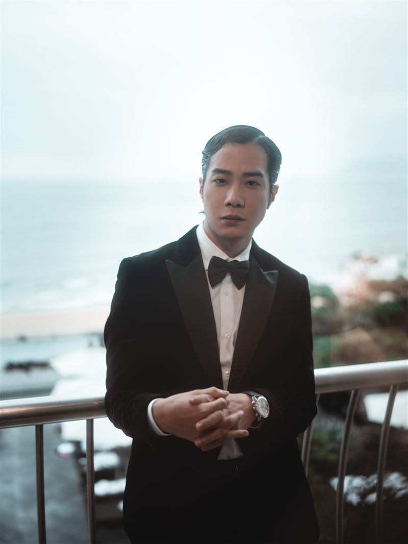 翻車後爆哭揪心!薛仕凌「不受父親疼愛的長子」風光拿釜山影展男配角獎