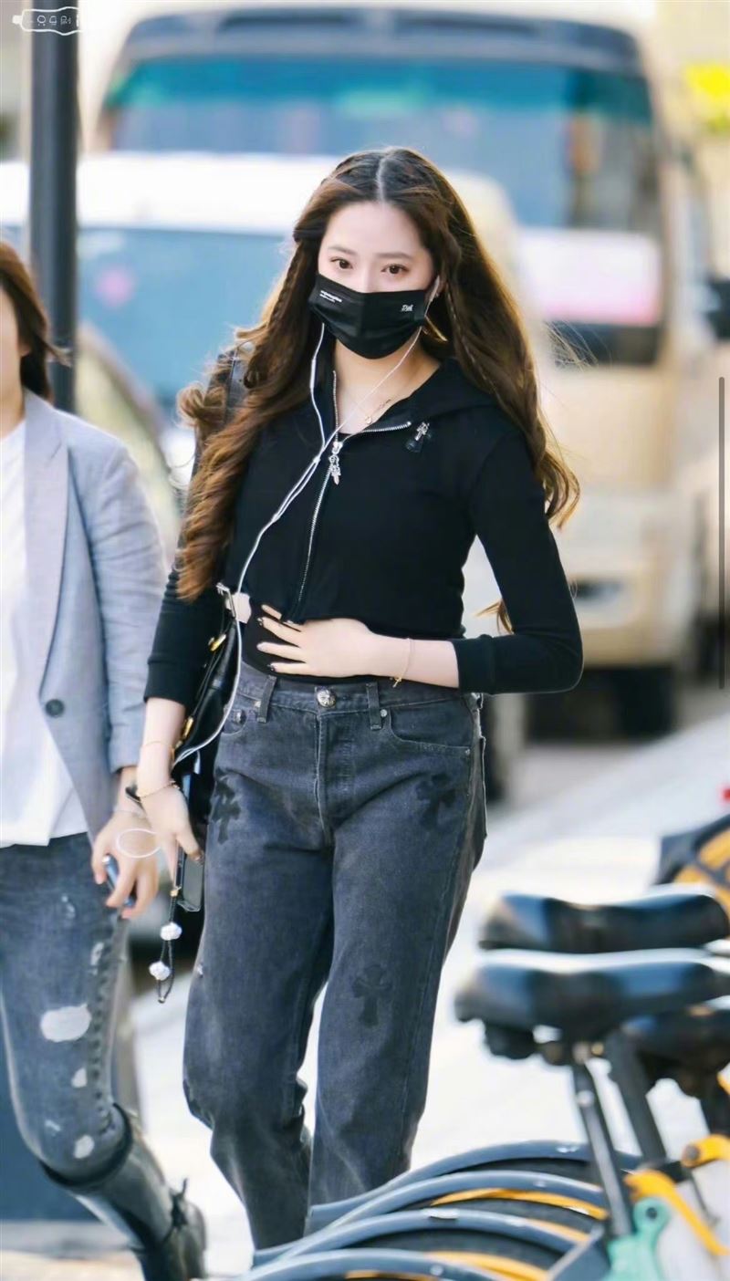 歐陽家小妹遭爆競爭當女團偶像！歐陽娣娣現身《創造營5》面試身影流出