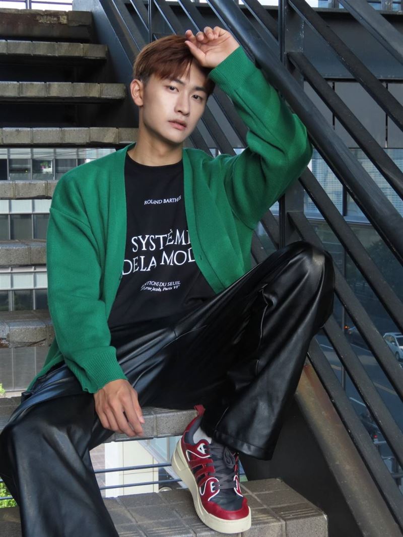 專訪/《絕對佔領》蕭鴻片場頻NG!毛祁生「驚見這一幕」:很心疼