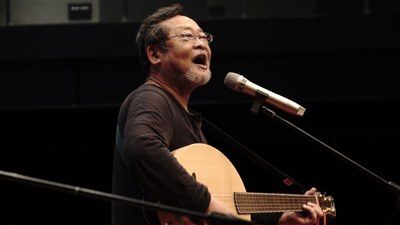 國寶大師只愛台灣反中國！陳明章紀錄片問鼎金馬「當乞丐也要做音樂」