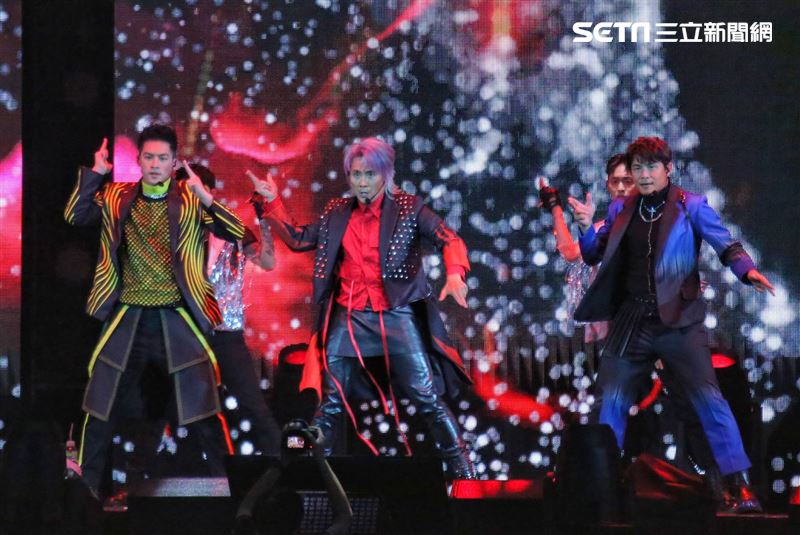 5566飆唱《無所謂》爆彩蛋!3人喜迎「消失團員」回來 離開真相曝光了