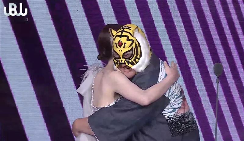 走鐘獎／「錯失抱抱」河北彩花：很可惜！Joeman傻眼　瞪中指通爆粗口