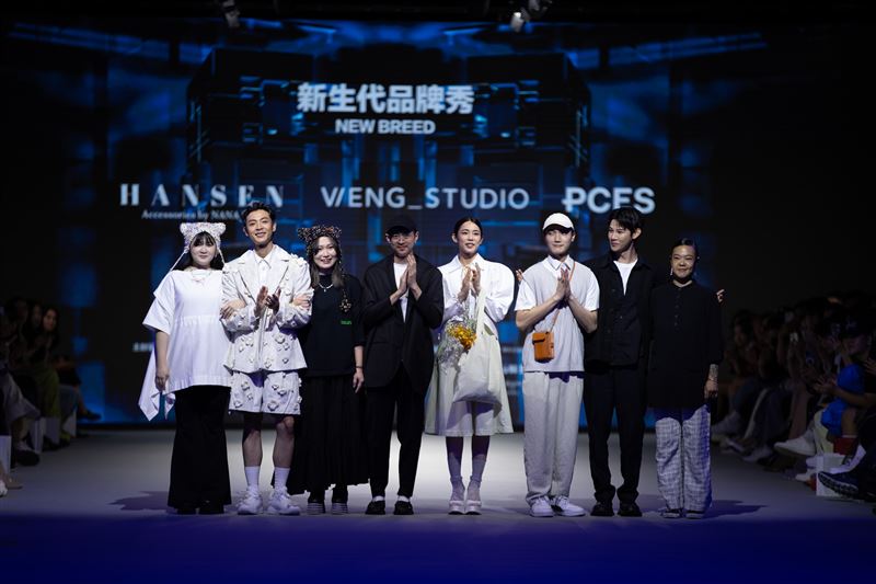 連晨翔加入新東家！許願和「2大咖前輩合作」狂讚：太強大了