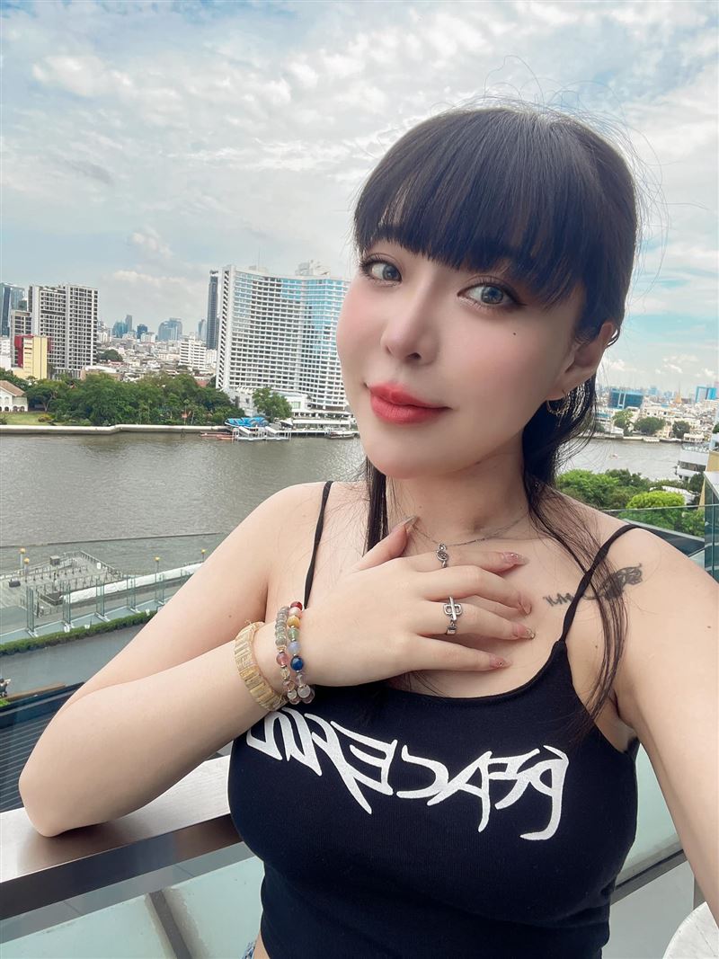 粉絲1原因退追蹤！宛宛兒怨「我也不能改變」：當網紅真的不容易