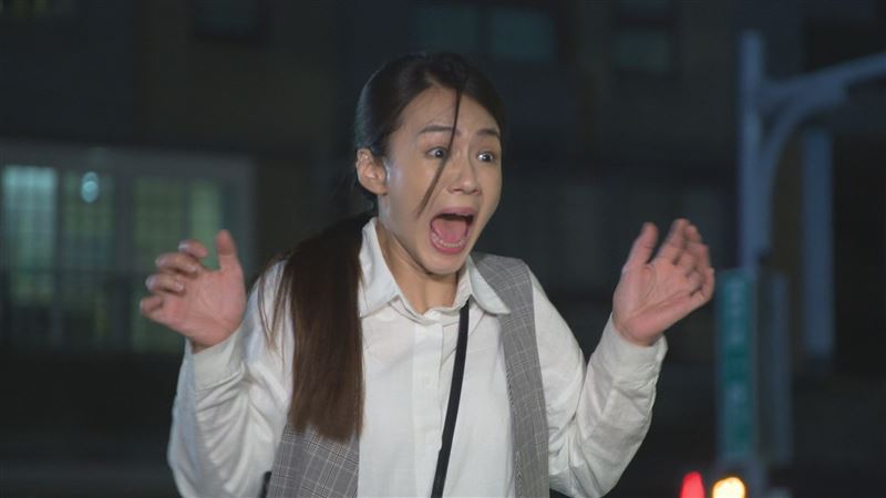 本土劇女星亂搞男女關係!她被抓包還踢對方下體 網爆氣轟:標準綠茶