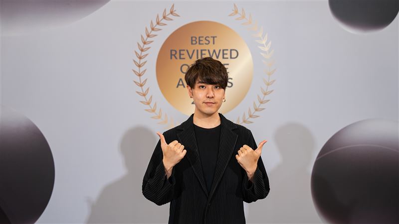 開頻道初衷曝光！百萬YouTuber志祺七七笑談拍片、整形心得