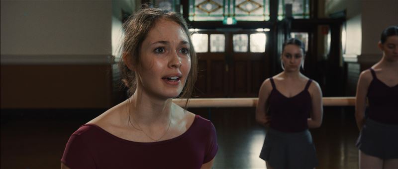 親眼目睹姊姊車禍亡！女星悲痛放棄自我「錐心喪姊之痛」靠芭蕾重生