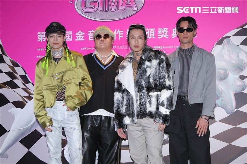 婁峻碩求婚成功！TRASH超大紅包金額曝　已婚生子阿夜：我讓大家有壓力