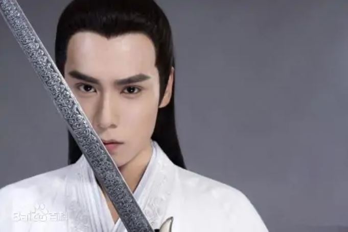 古龍寫下3個經典名字！至今讓人無法忘記　武俠小說迷：無法超越了