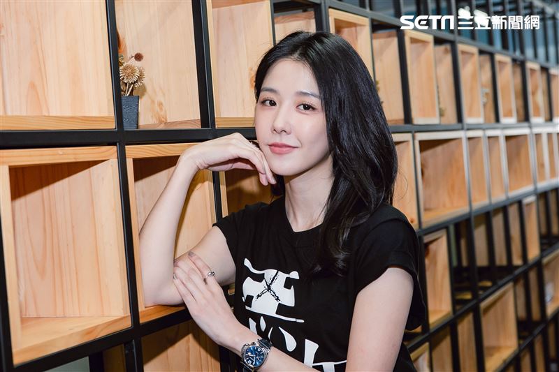 吳慷仁知道嗎？邵雨薇秀X光照驚吐「1症狀」　網刷一排留言打氣