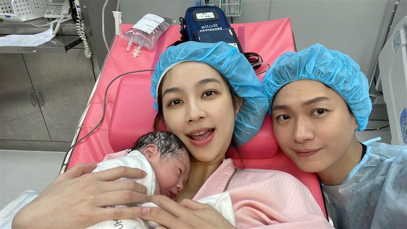 2胎兒子著急出生！本土劇男星「拿便當一路奔產房」嚇喊：我遲到了嗎