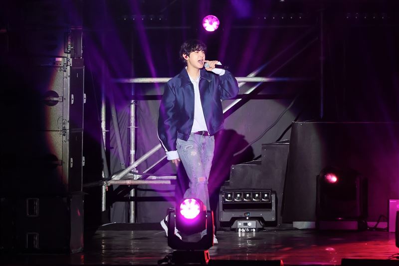 燦烈台上狂撩台粉！現場「幫新娘戴婚戒」全場暴動　告白：很喜歡你們