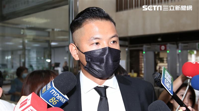 獨家／黑人陳建州捲性騷風波後近況曝光！摯友全說了　吐關鍵4個字