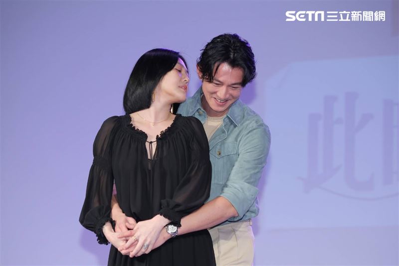 搶看愛女激戰吳慷仁！徐媽媽超烏龍行徑曝光　小S傻眼：可以喝一杯吧？