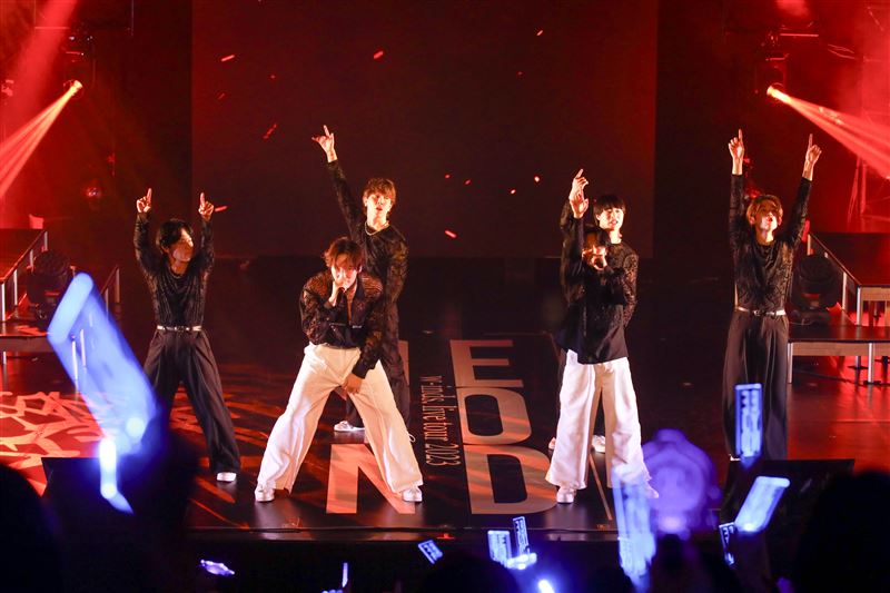 w-inds.開場就來大風車！橘慶太不藏好身材    活用「要確定餒」嗨翻粉