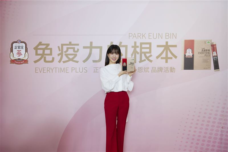 朴恩斌旋風登寶島!急問新劇「在台灣拿第一?」滿意笑喊:很好