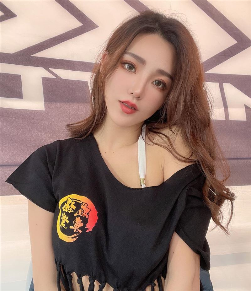 網紅女神被催婚！姑姑嗆：30幾歲連老鼠都生不出…妹一句話秒KO