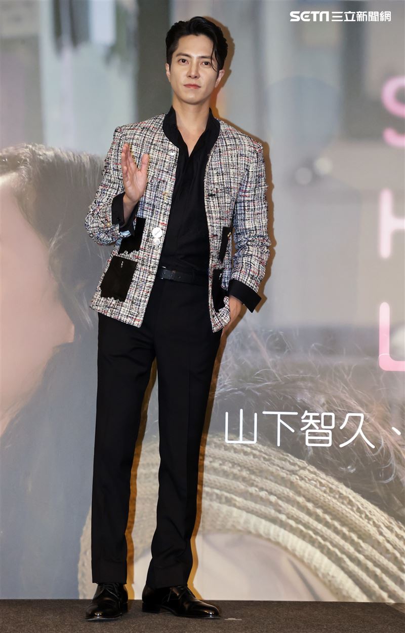 野生男神搭電車去鬧區！山下智久混入人群竟「沒被發現」網嘆：想巧遇