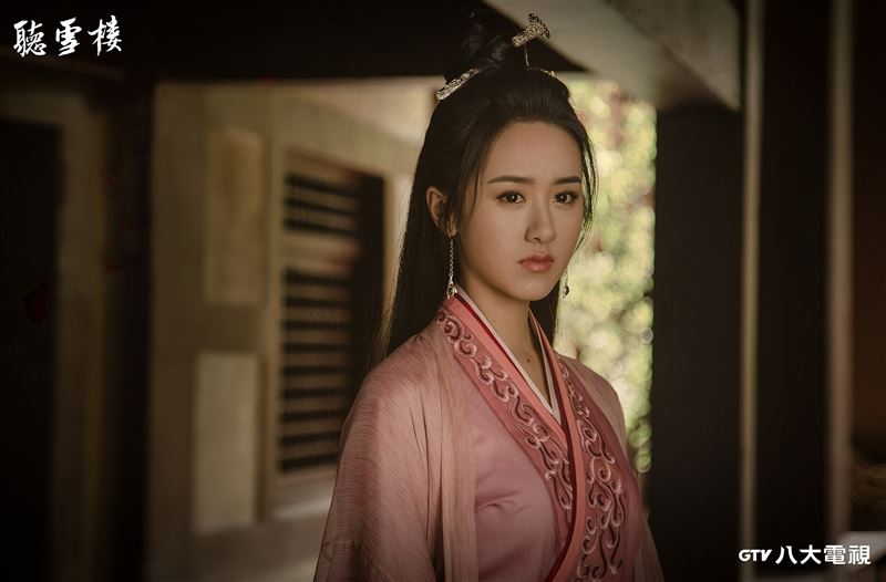 中國女星先後喪母又喪父！崩潰吐真實心聲：對身旁的人保持戒心