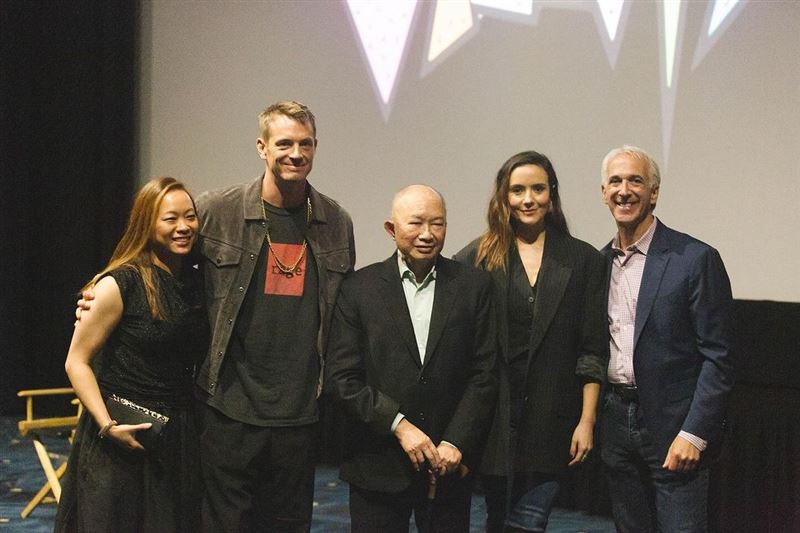 77歲吳宇森暌違近20年重返好萊塢！修養病癒後冒疫情風險拍「無聲夜」