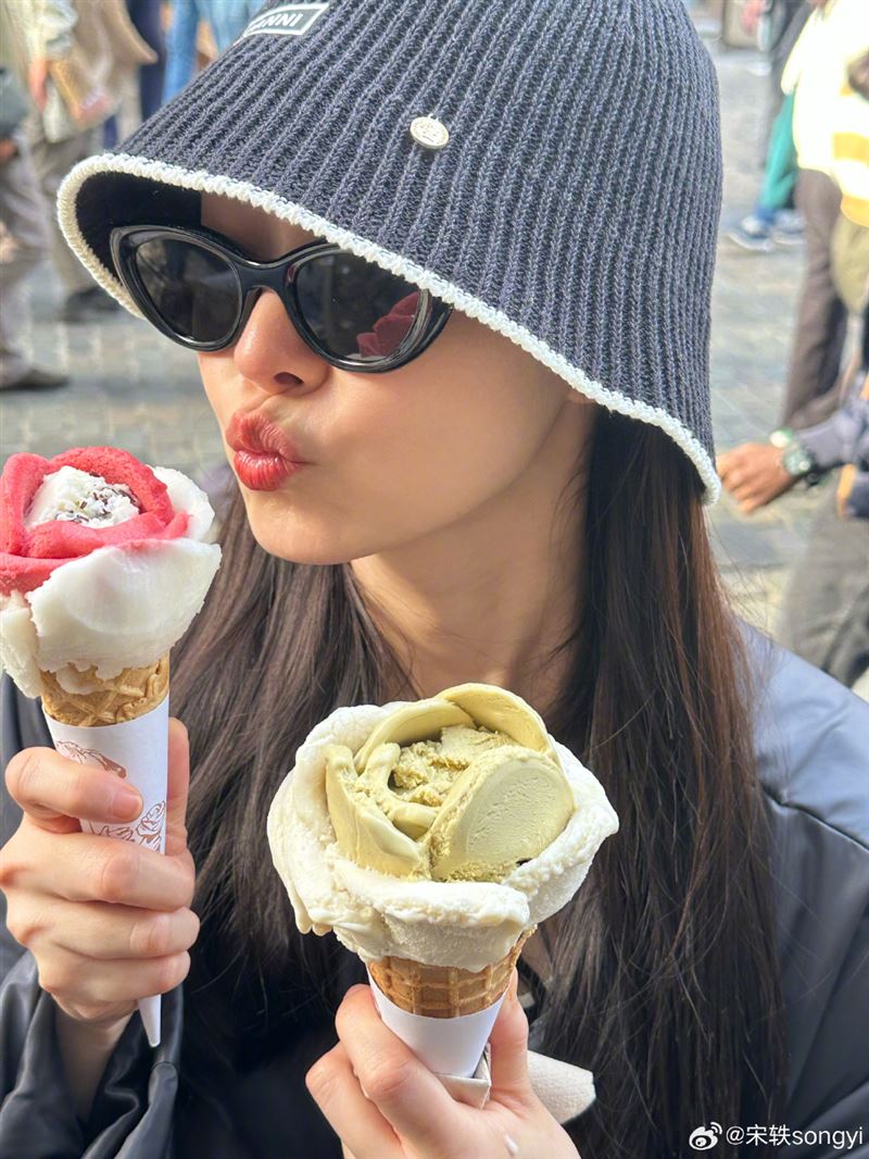 才剛避嫌就自爆戀情！女星「曬旅遊照被抓包」　火速刪圖來不及