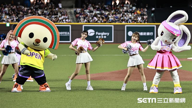 獨家／亞錦賽開幕戰登大巨蛋演出　啦啦隊女神讓同行羨慕